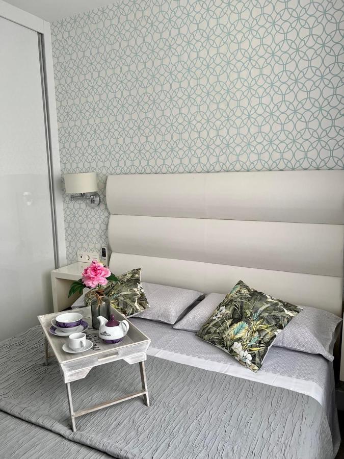 Corralejo Bristol Terrace Apartment Con Giardino Privato Esterno Kültér fotó